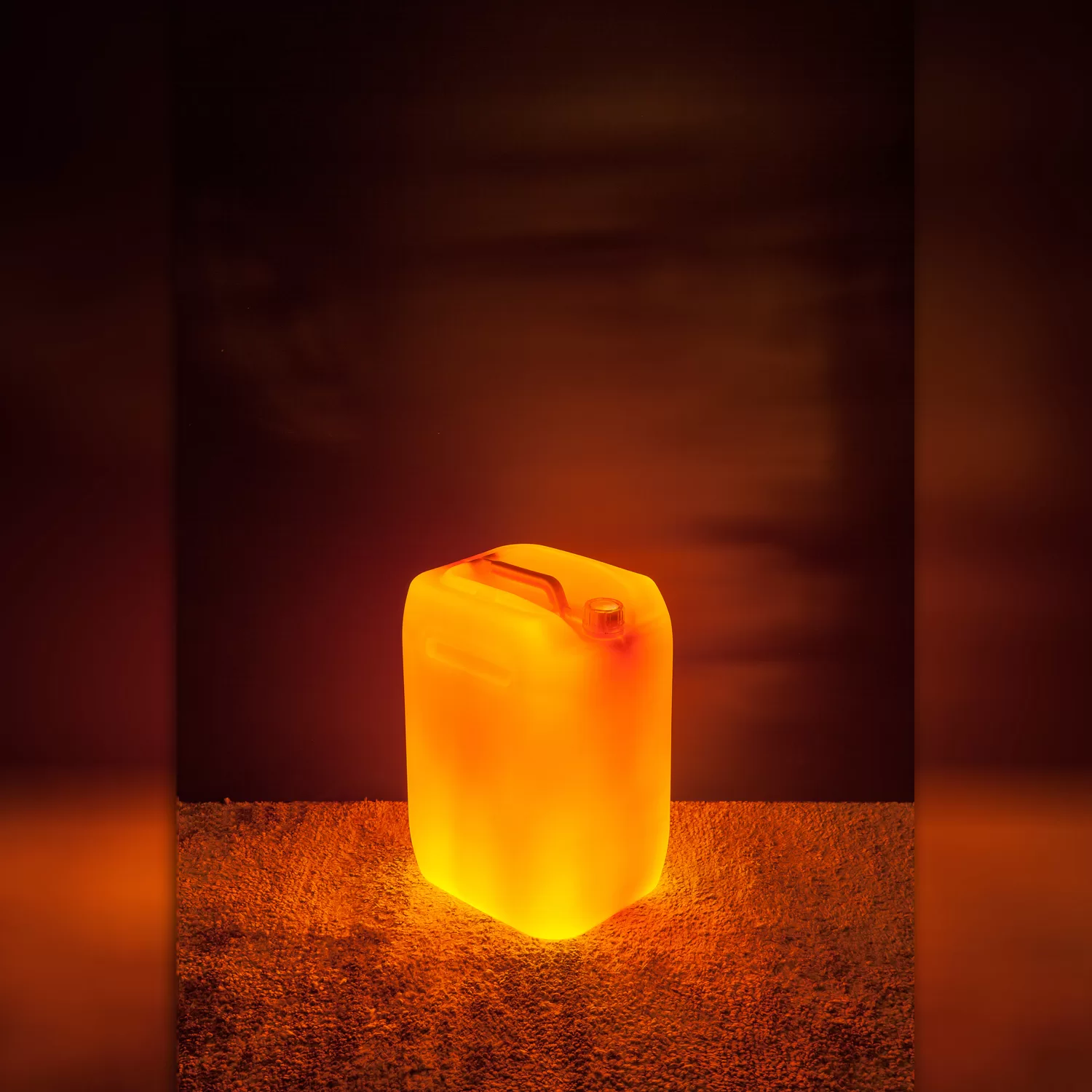 KOH lamp in Orange