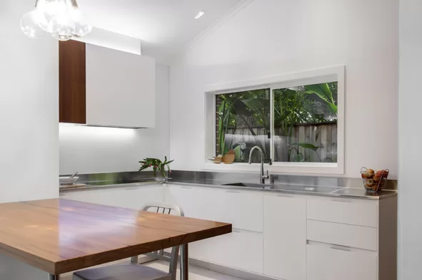 Designer Small Kitchens NSW: DarrenGenner