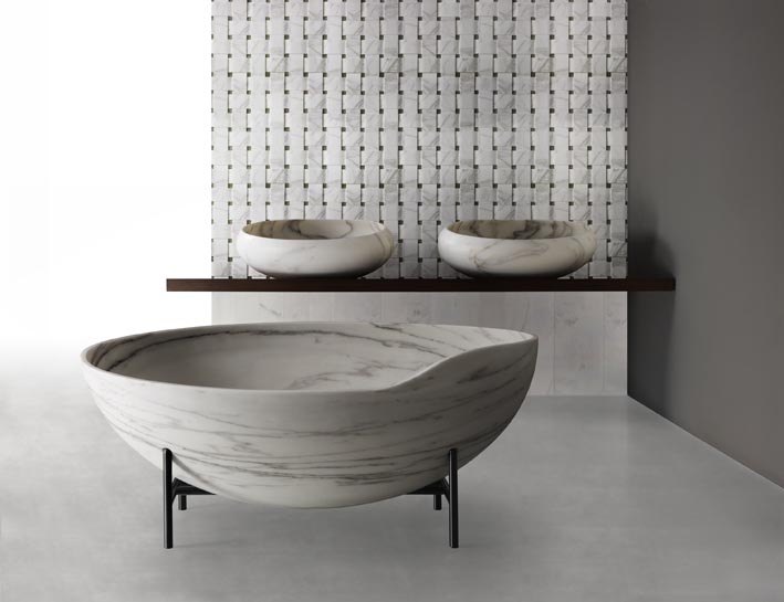 Kreoo Kora bathtub